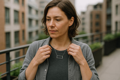 Why Gender-Neutral Jewelry Is a Celebrity Favorite