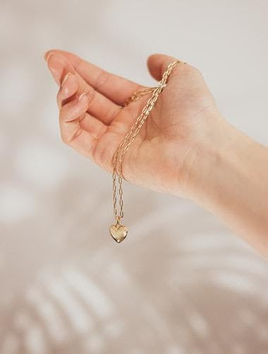 The Ultimate Guide on How to Clean Gold Jewelry