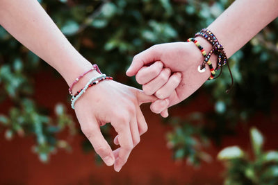 How to Tie a Friendship Bracelet 3 Different Ways